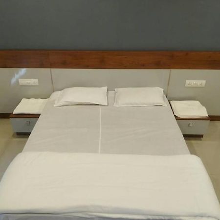 Himani Heritage Resorts, Formerly Camp Nishani Holidays ماديكيري المظهر الخارجي الصورة