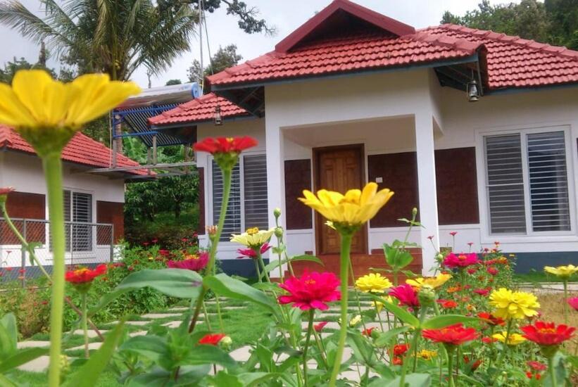 Himani Heritage Resorts, Formerly Camp Nishani Holidays ماديكيري المظهر الخارجي الصورة
